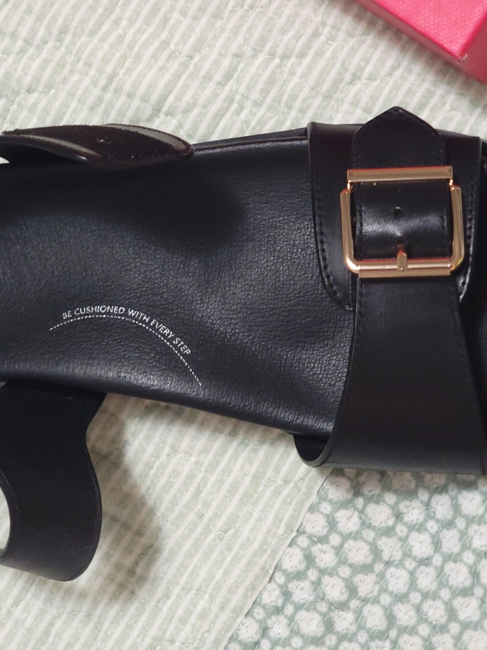Pillow Walk Black Buckle Sandals - Picture 4 of 5